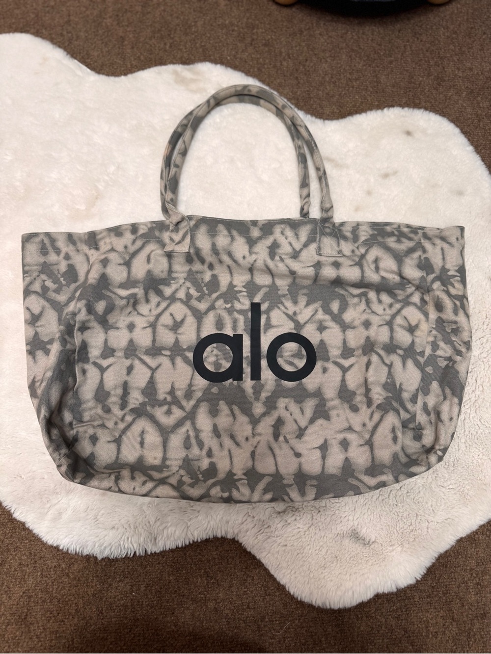 ALO Yoga Gray Tie-Dye Canvas Tote with Bold Logo